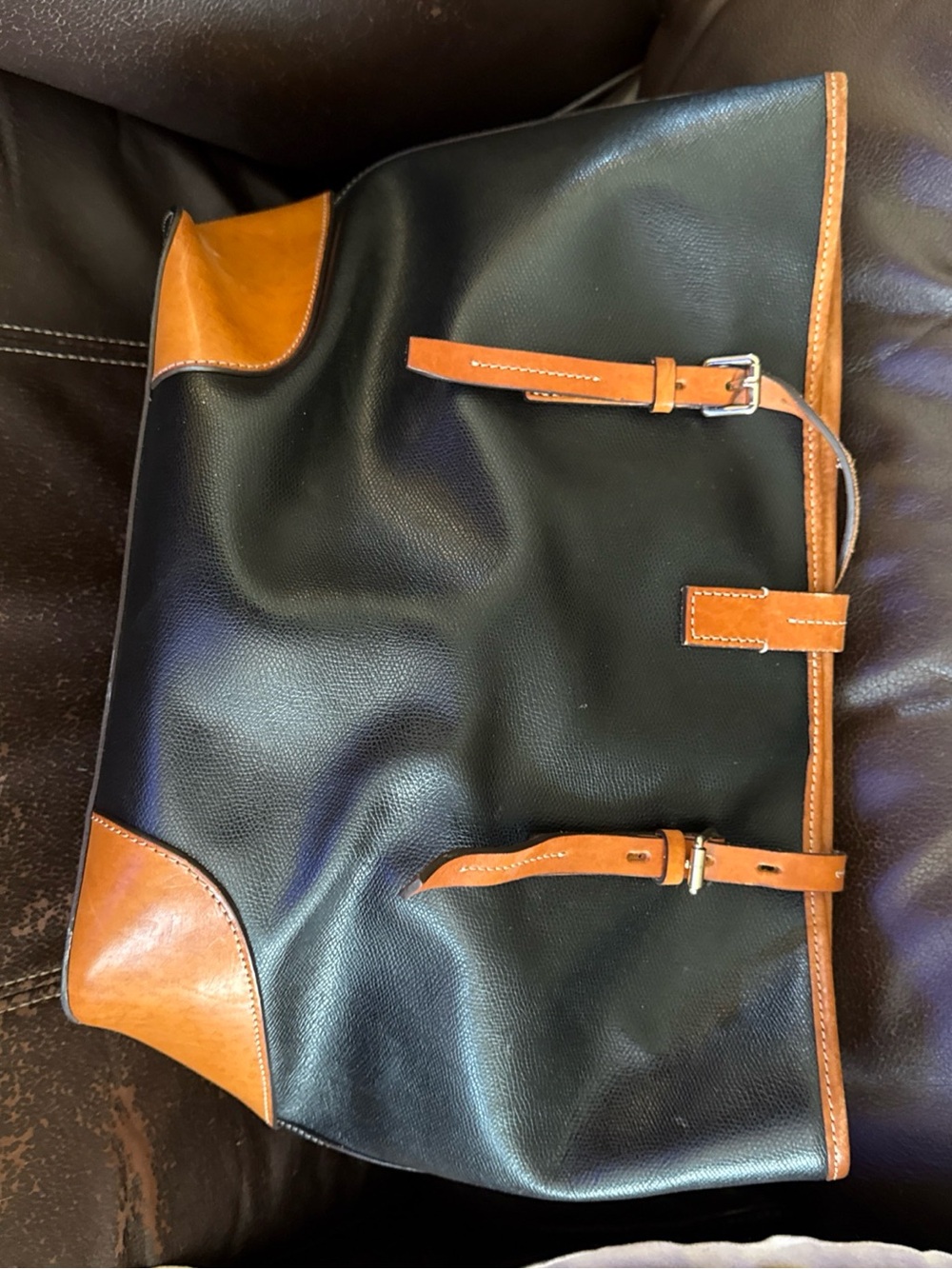 Dooney & Bourke Black and Tan Leather Shoulder Bag - Picture 2 of 7